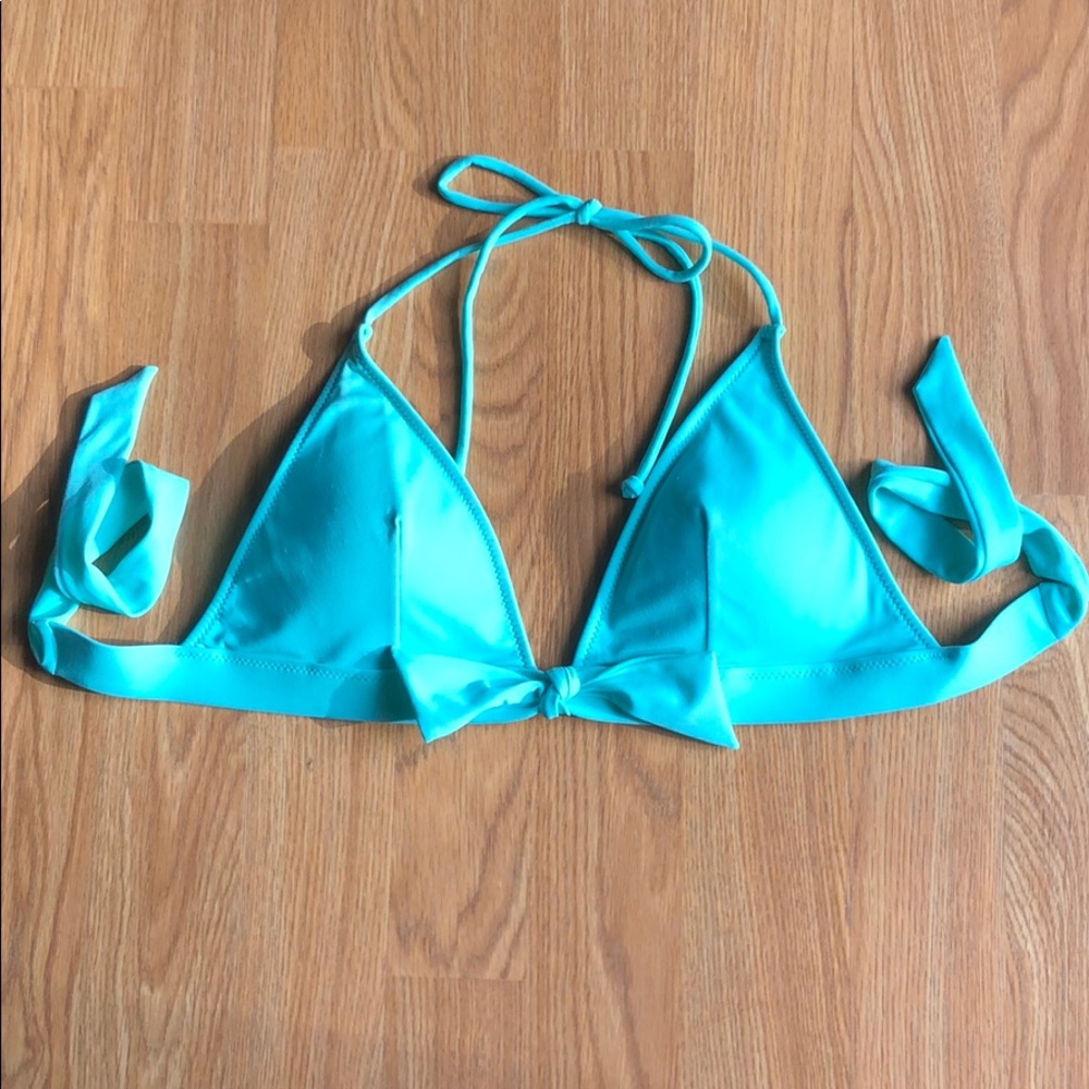 Victoria’s Secret push-up triangle top
